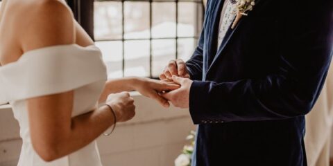 Recepção de casamento simples: descubra como economizar dinheiro para ajudá-lo a realizar seu sonho!