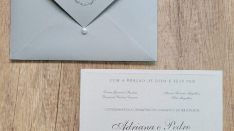 Convite para casamento civil: 5 passos para acertar na escolha com elegância