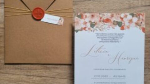 O Sol no Papel: Como um Girassol Definiu Meu Convite de Casamento