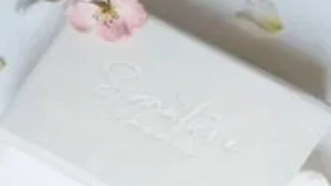 Convites delicados em BH para seu evento