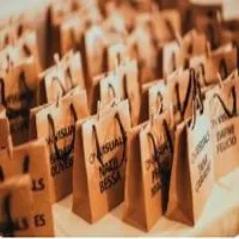 Sacolas Personalizadas para Lembrancinhas em BH: Serviço Profissional do Ateliê da Lola