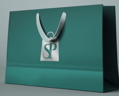 Sacolas Personalizadas para Lojas de Luxo: O Guia Estratégico de Branding e Conversão